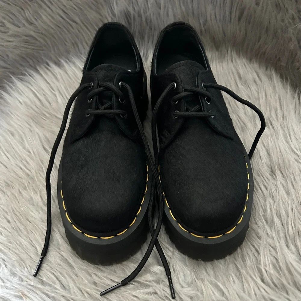Dr. Martens Air Wair Cowhide Quad Shows Womens Size 6 USM Black Lace Up Platform